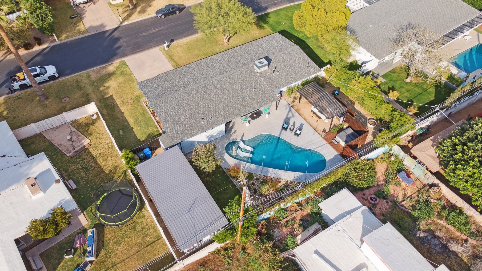 1309 W Glenn Dr - 008.jpg