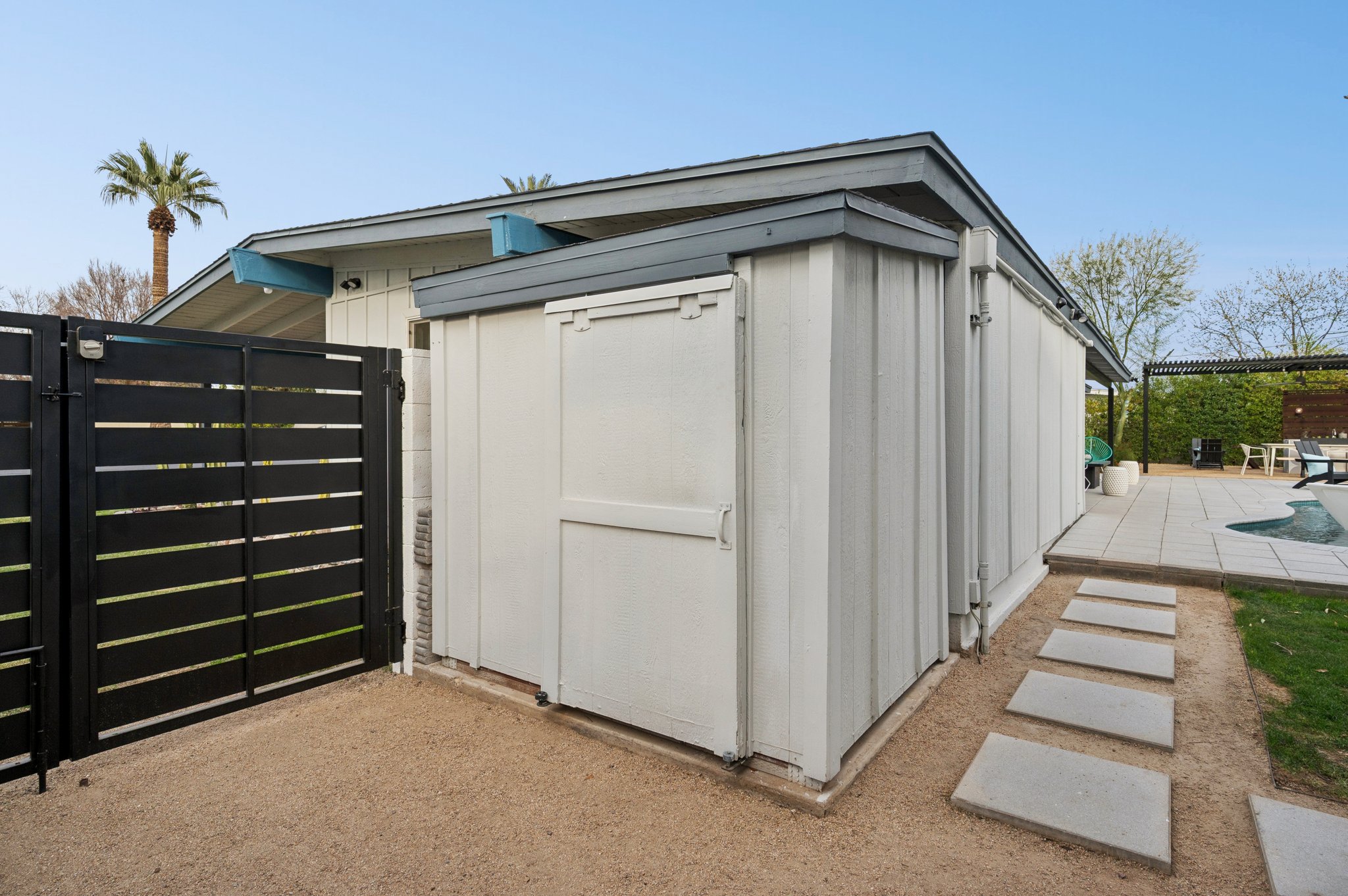 309 W Glenn Dr - 043.jpg