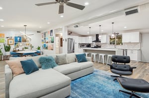 309 W Glenn Dr - 016.jpg