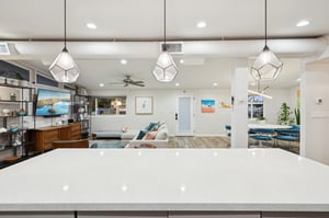 309 W Glenn Dr - 019.jpg