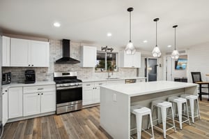 309 W Glenn Dr - 022.jpg