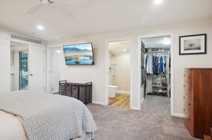 309 W Glenn Dr - 026.jpg