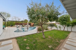 309 W Glenn Dr - 044.jpg