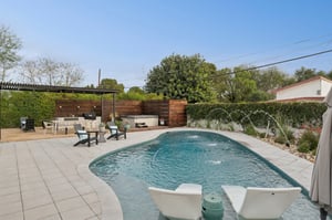 309 W Glenn Dr - 045.jpg