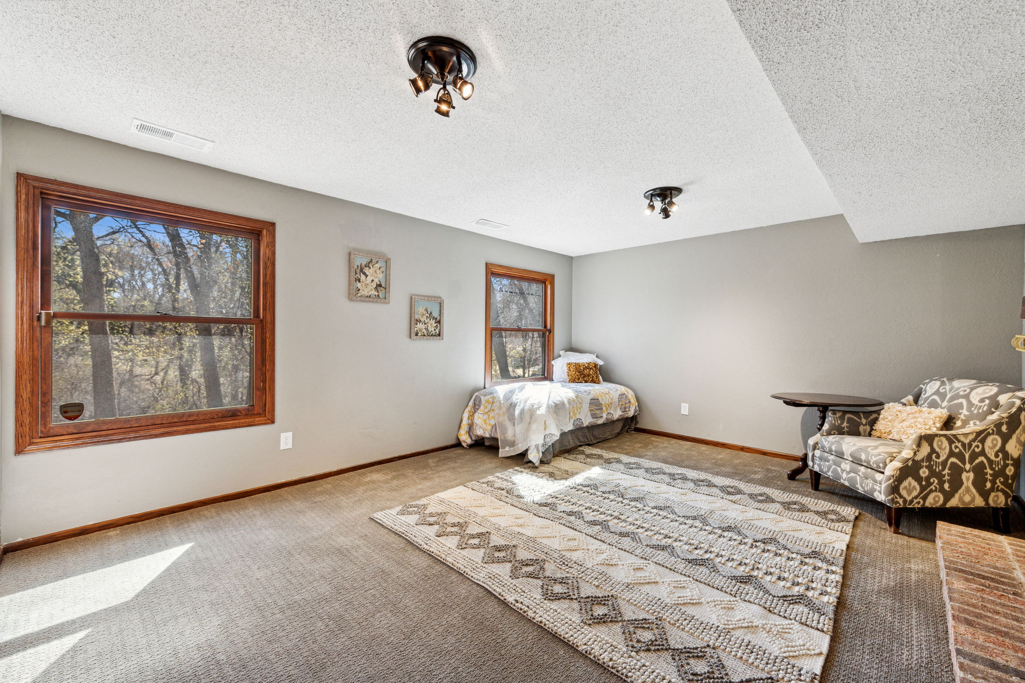 25_Interior