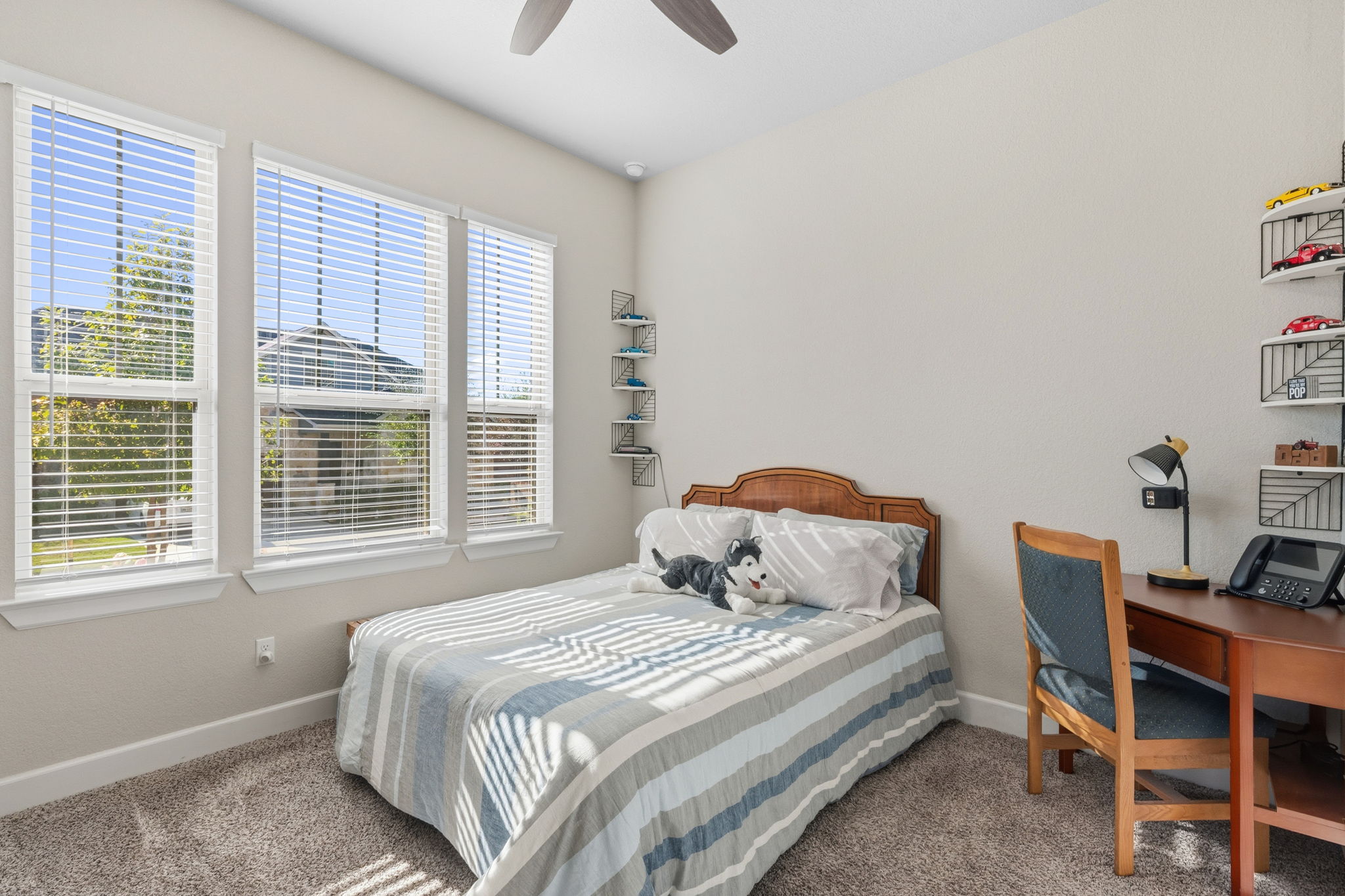 Guest Bedroom downstairs
