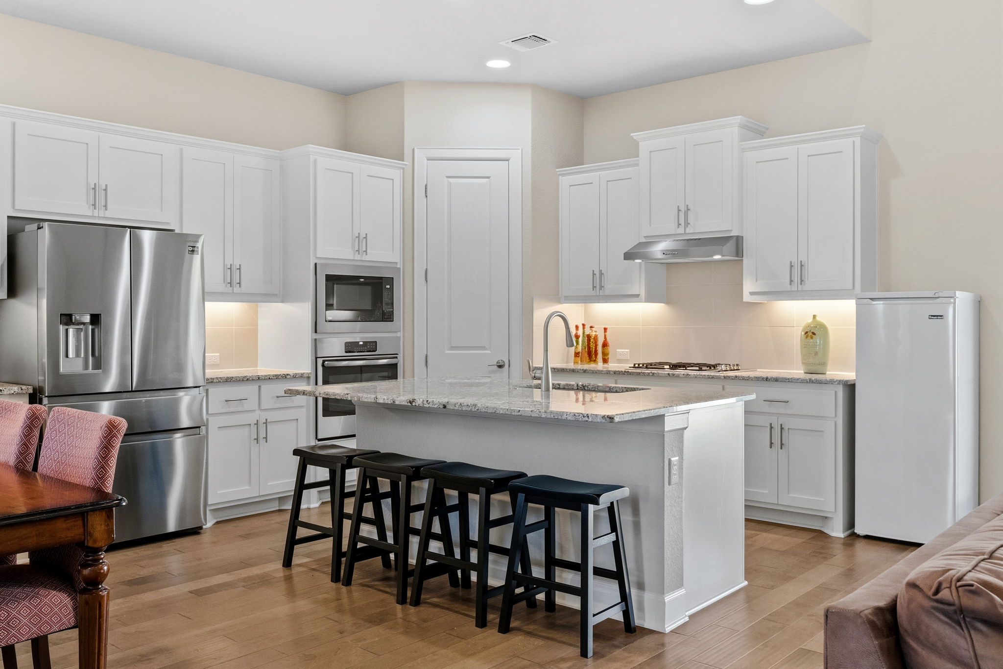 Kitchen/Breakfast Area