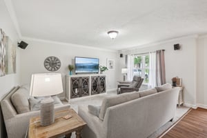 Baker Springs Ln-014.jpg