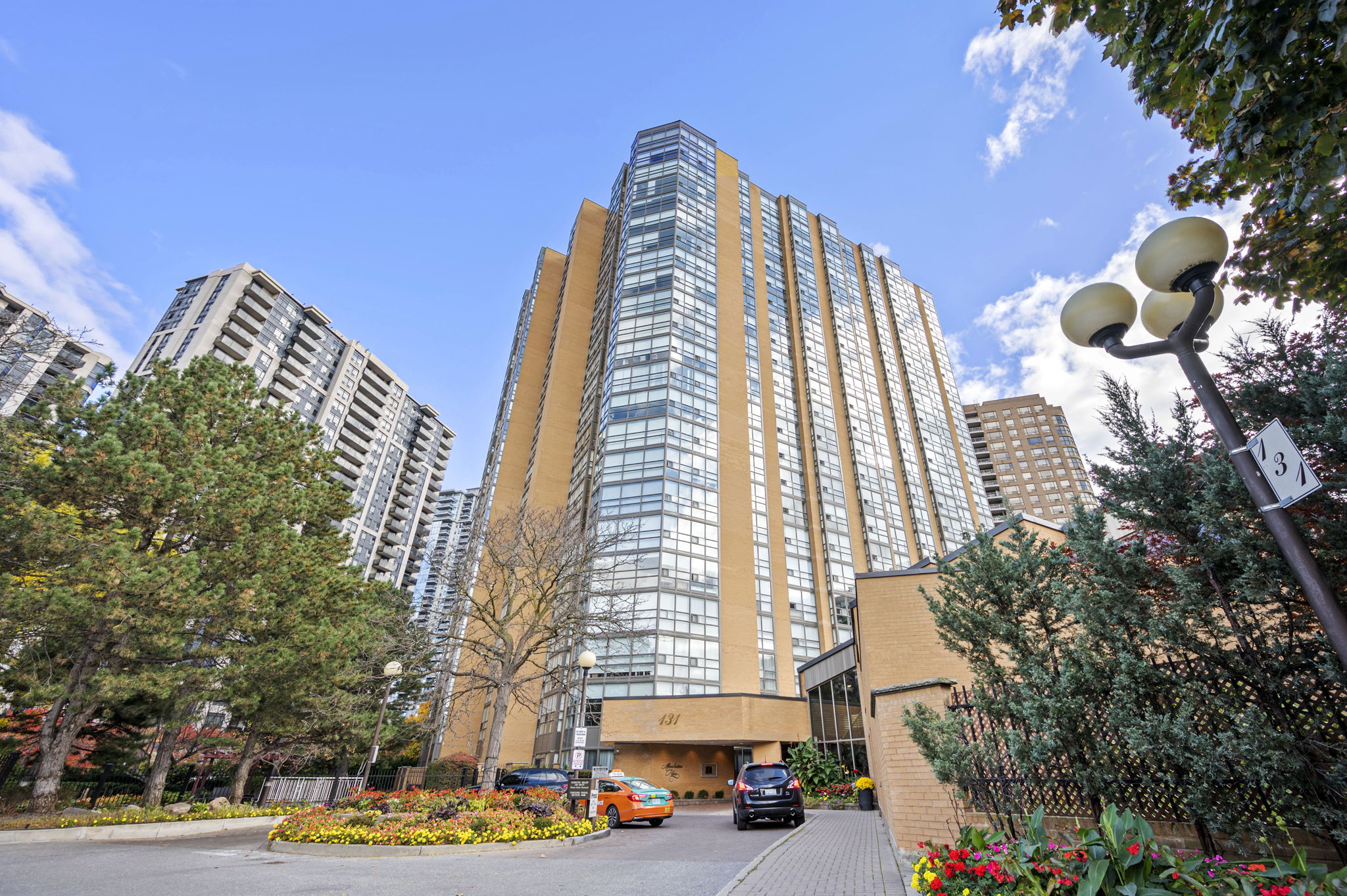 131 Beecroft Rd Unit 2201 Toronto, ON M2N 6G9