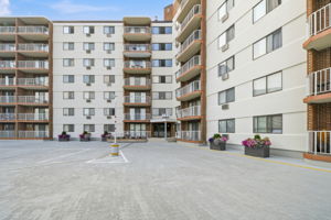  Photo 0