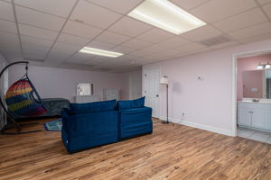  Photo 49