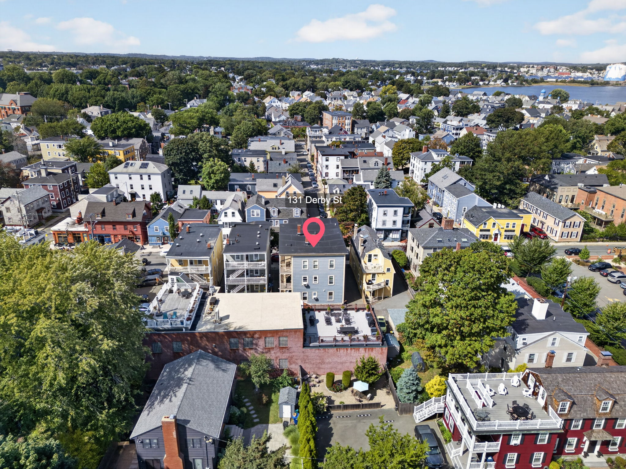 131 Derby St, Salem, MA 01970, USA Photo 36