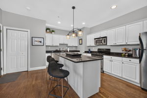 131 Derby St, Salem, MA 01970, USA Photo 11