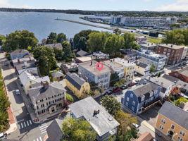 131 Derby St, Salem, MA 01970, USA Photo 33