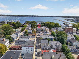 131 Derby St, Salem, MA 01970, USA Photo 37