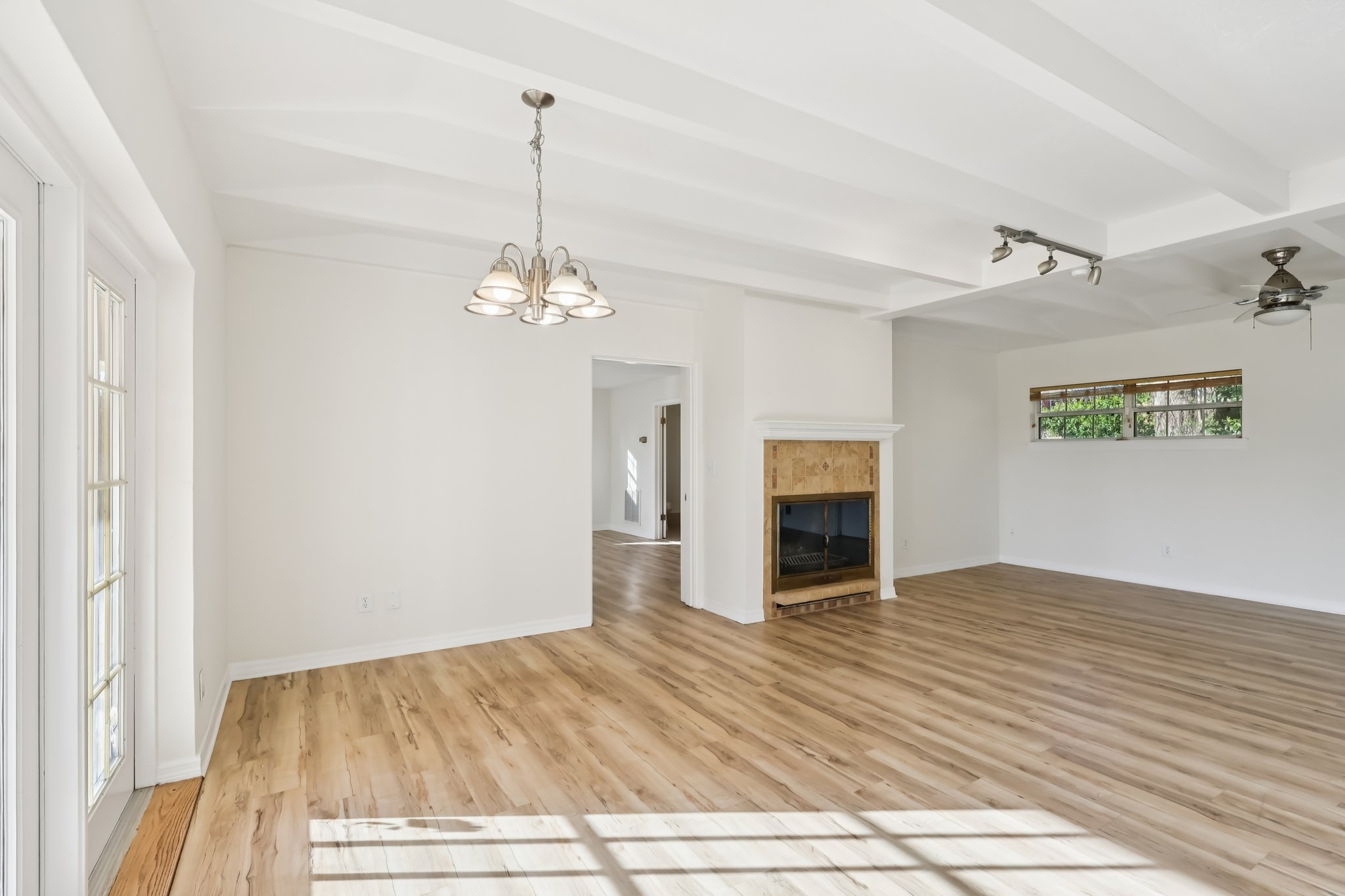 E Palmetto Ave-S1403-008.jpg