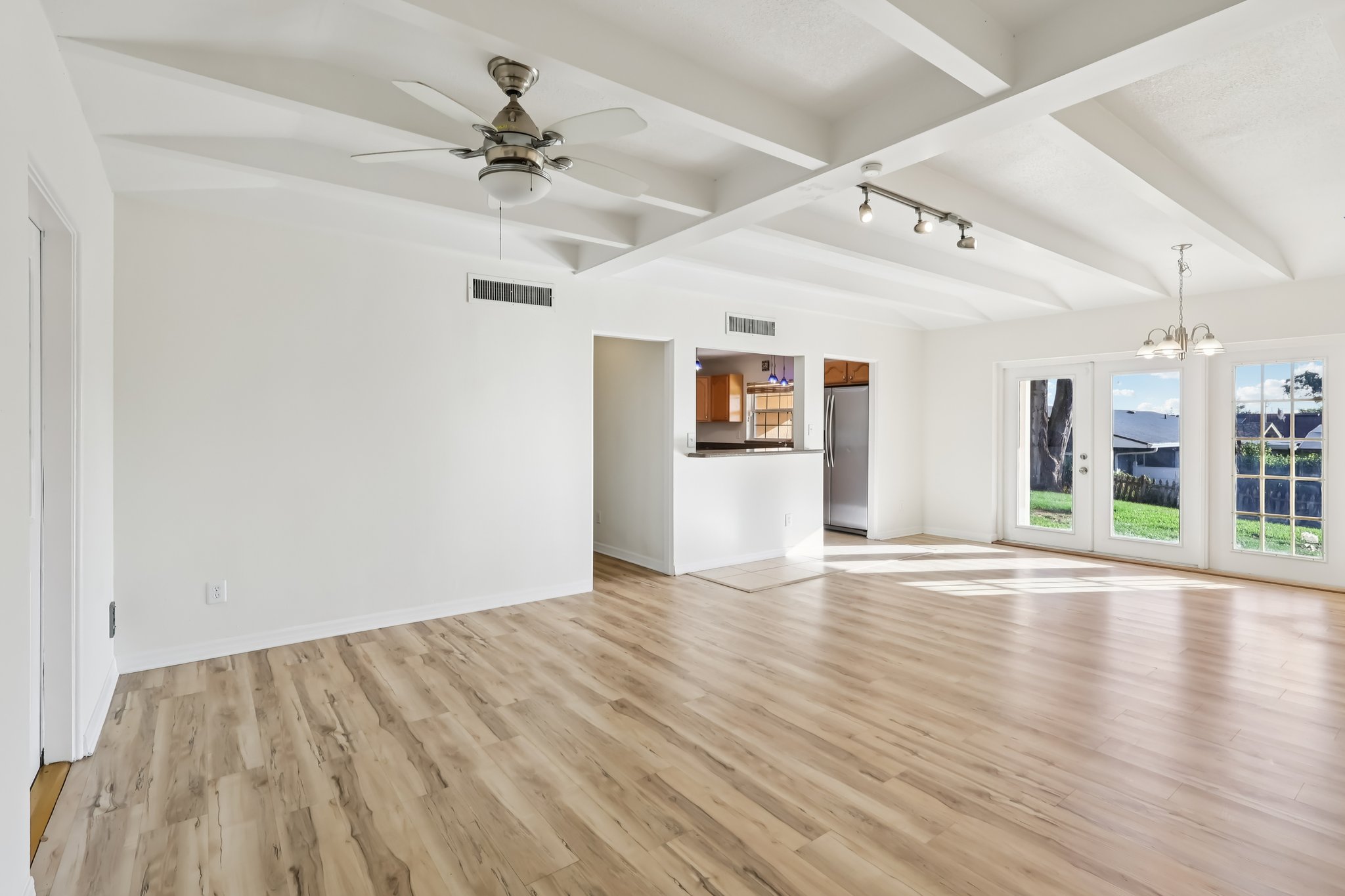 E Palmetto Ave-S1403-010.jpg