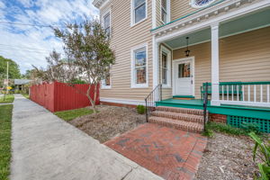  Photo 41
