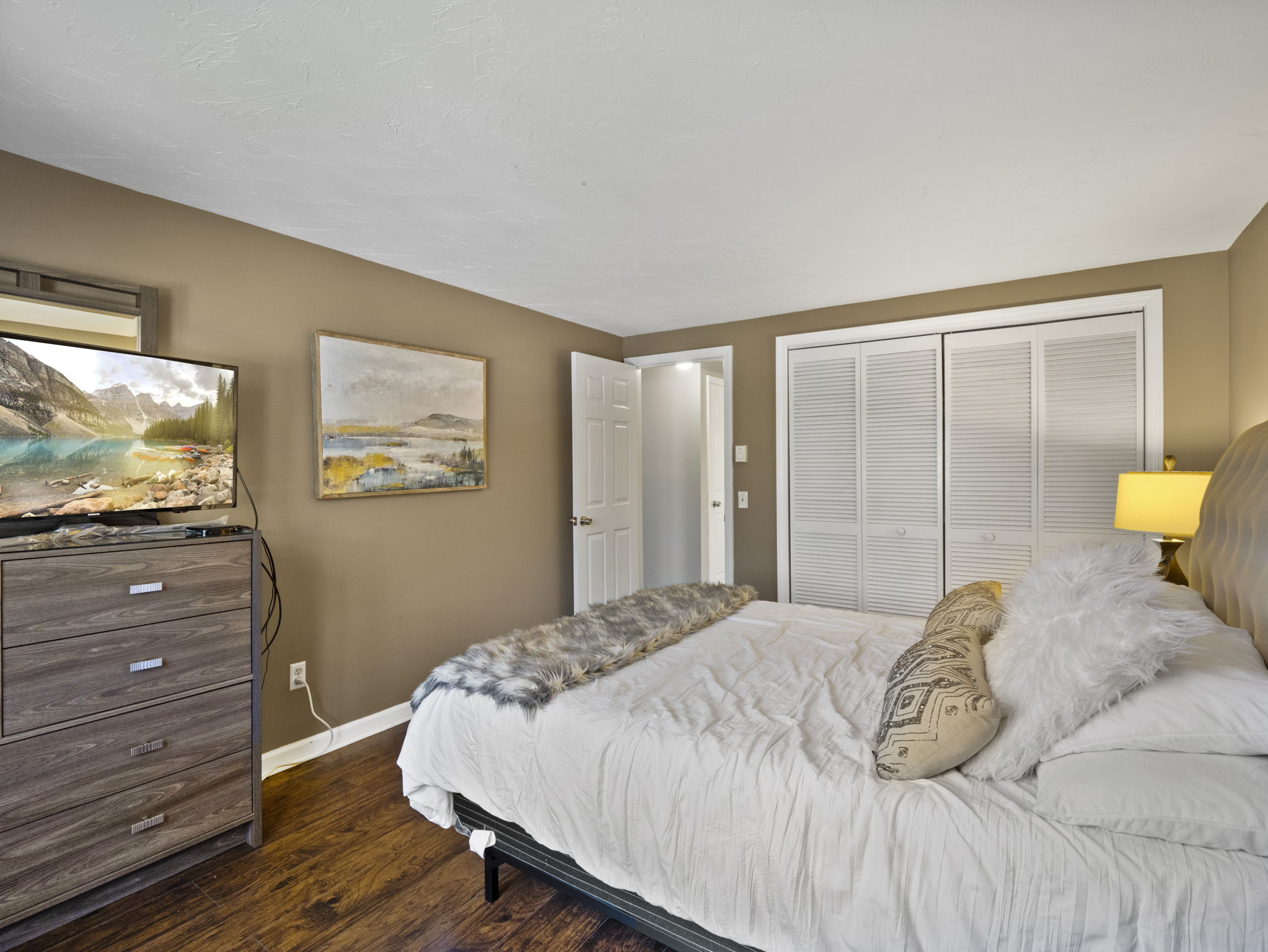 131 Heritage Dr unit 131, Northbridge MA 5