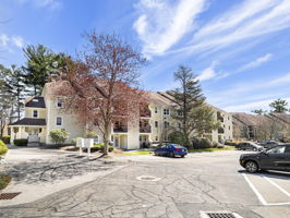 131 Heritage Dr unit 131, Northbridge MA 40
