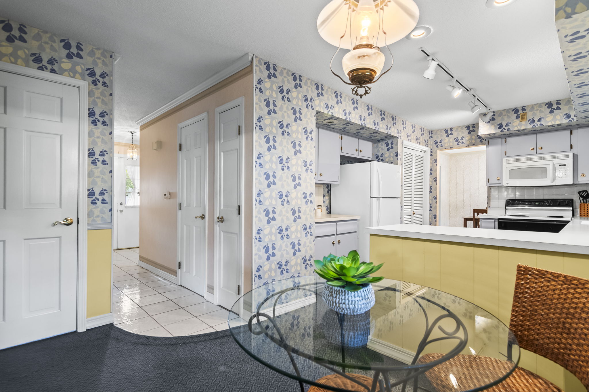 Breakfast Nook