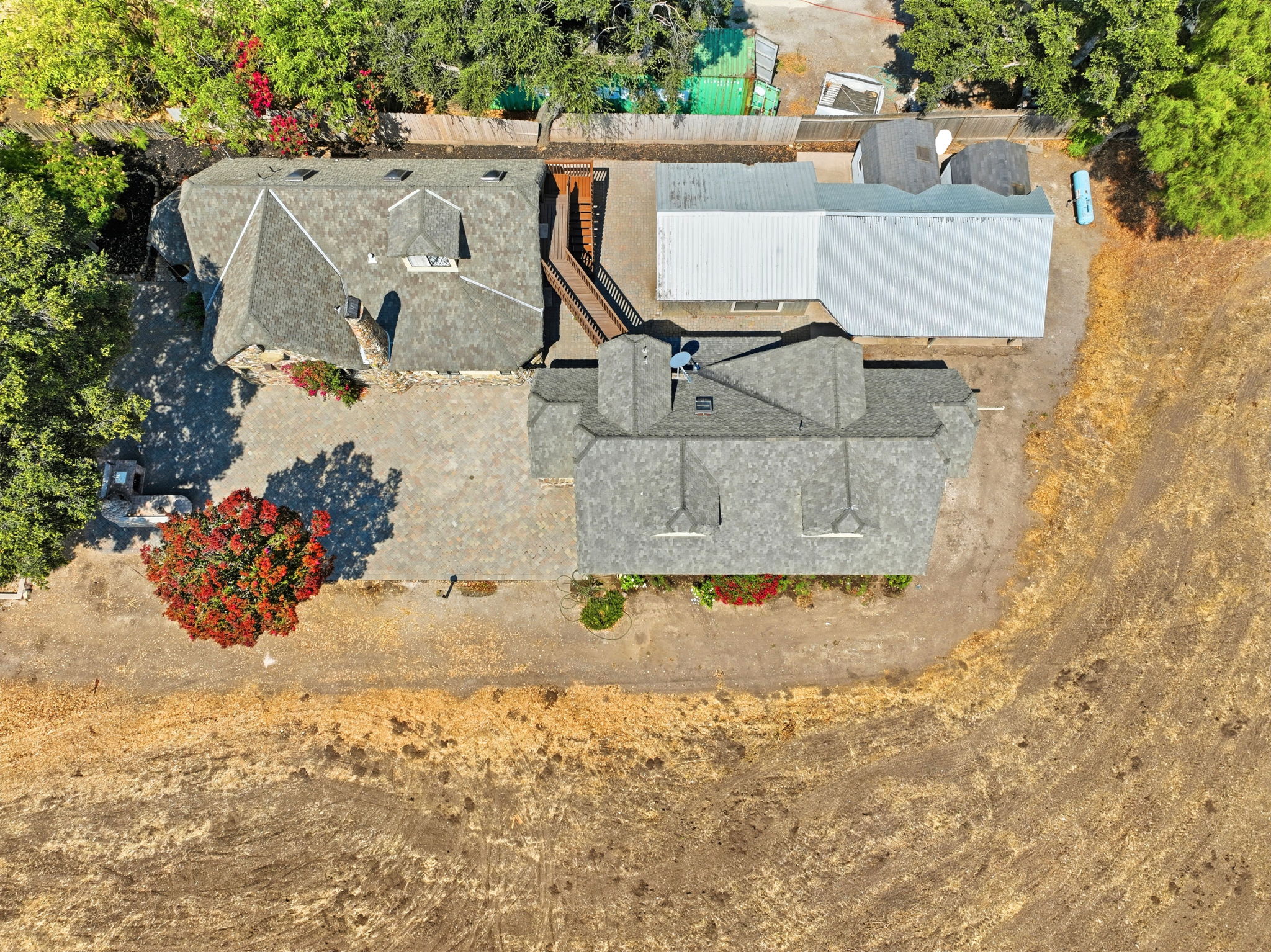 002_F8_AERIAL_131 Magladry Rd