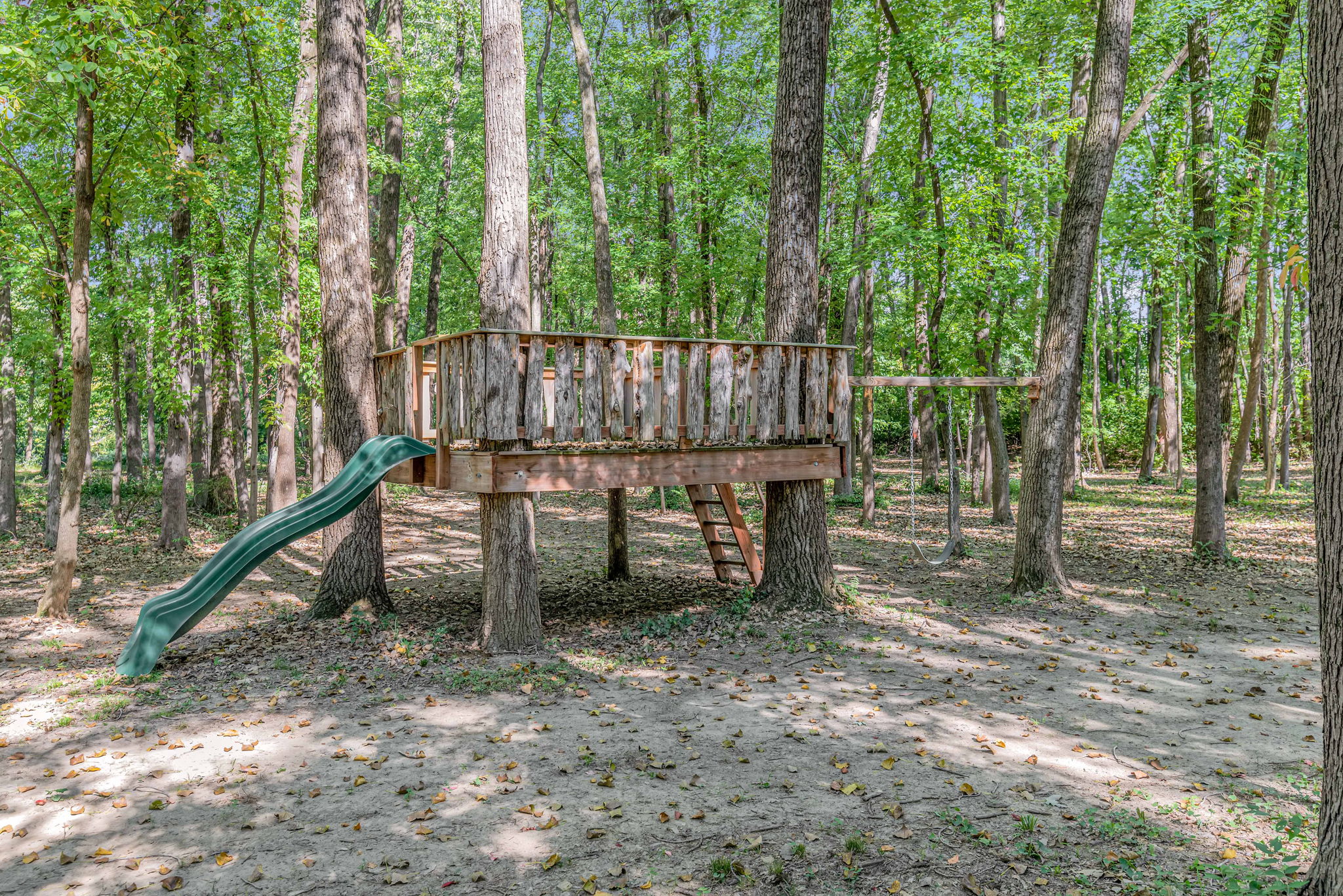 Play area or retreat area in the woods