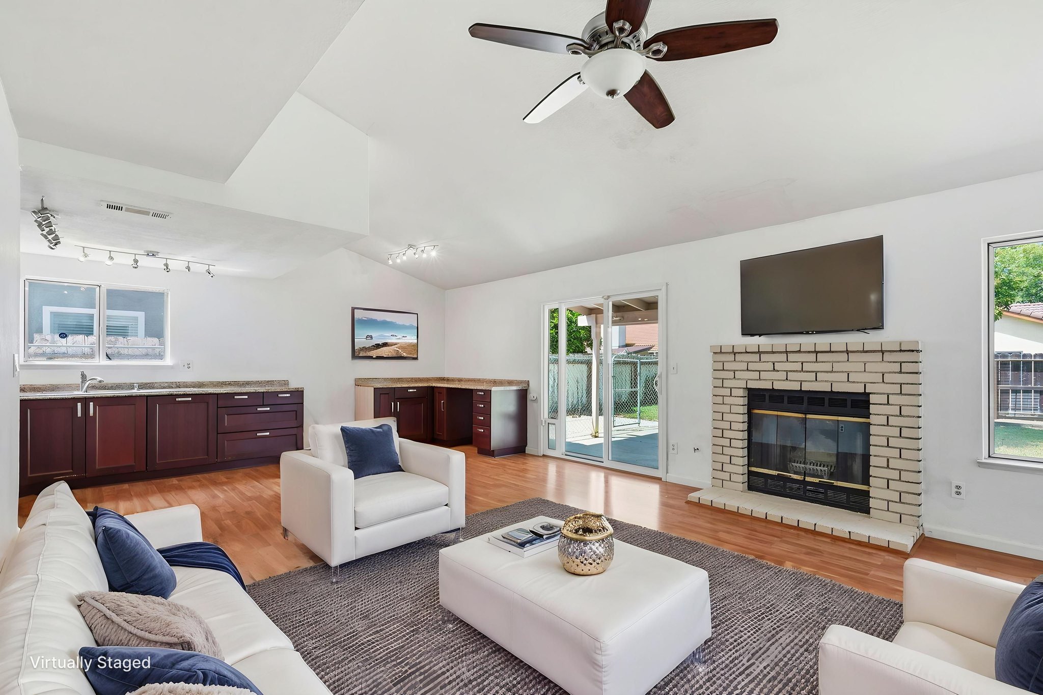 007_F8_131 W Central Ave virtually staged.jpeg