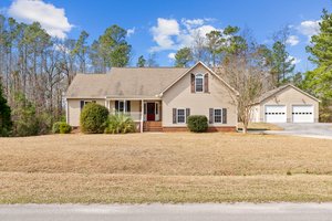 131 Wildflower Way, Pollocksville, NC 28573, USA Photo 0