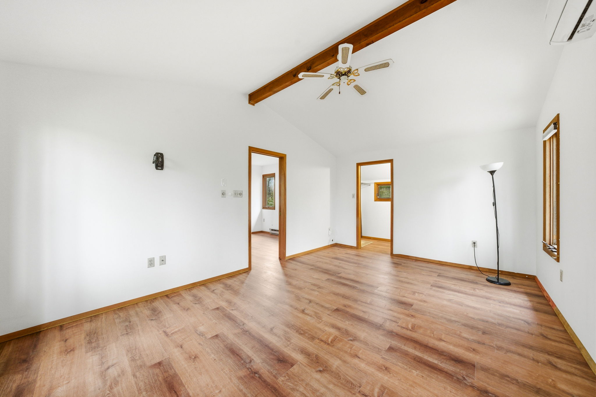 131_Wilson_Court_010