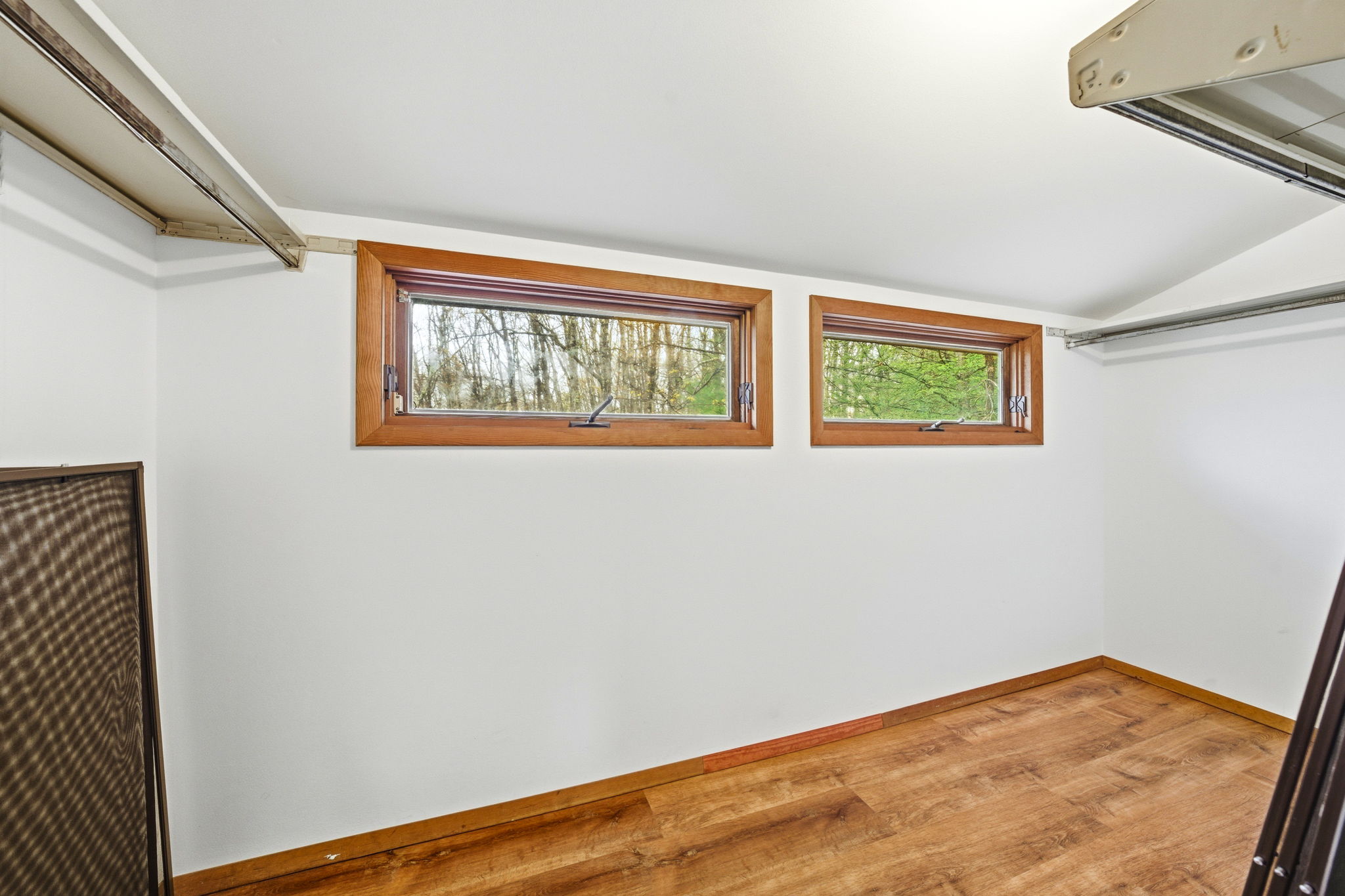 131_Wilson_Court_011