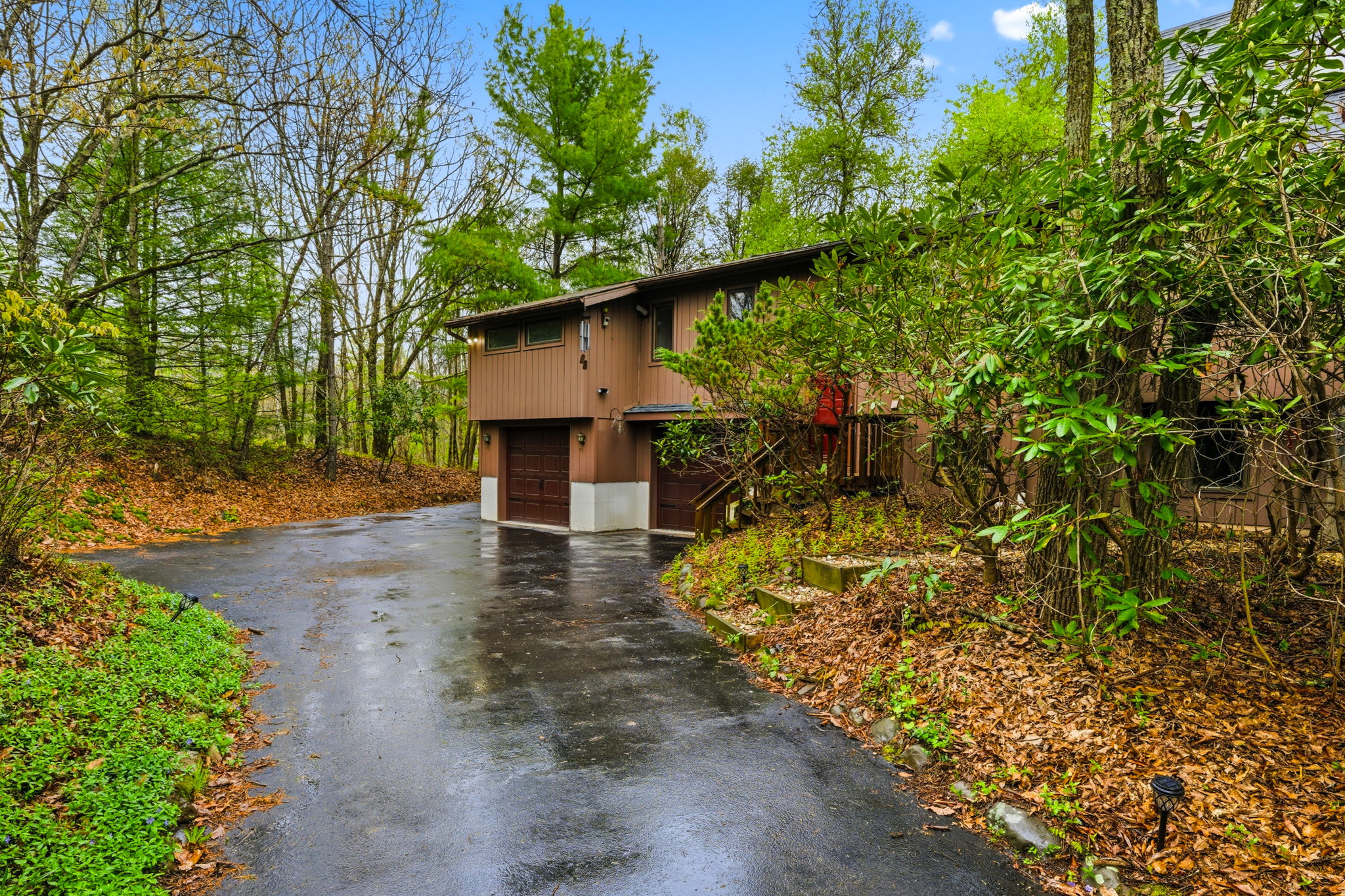 131_Wilson_Court_028
