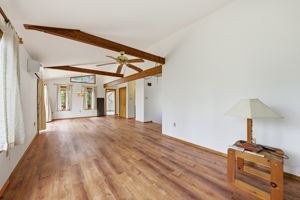 131_Wilson_Court_004