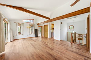 131_Wilson_Court_005