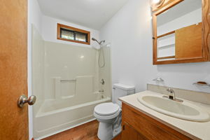 131_Wilson_Court_013