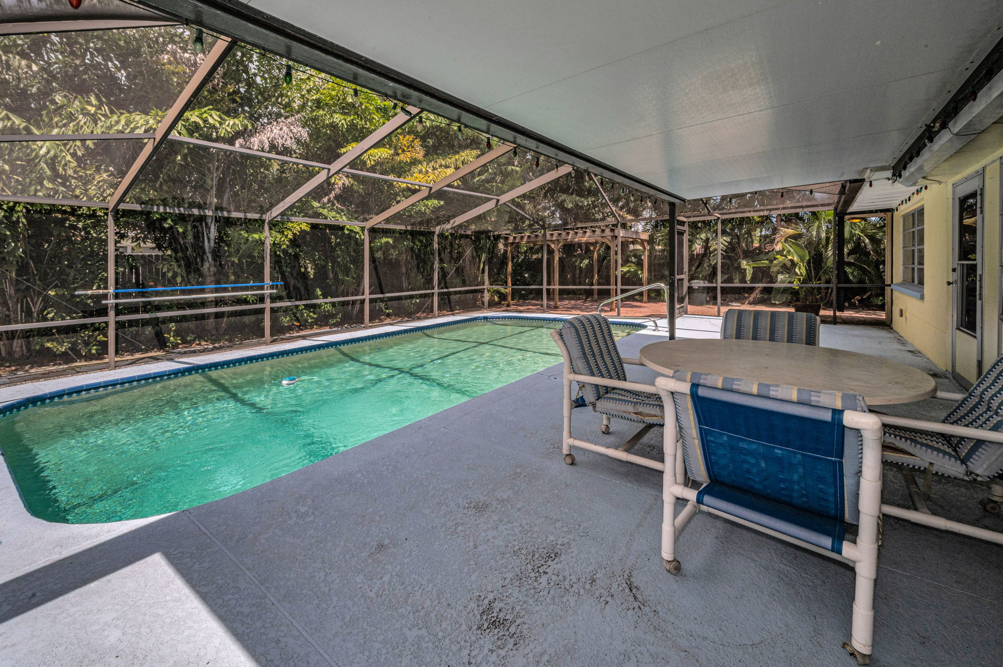 Lanai2