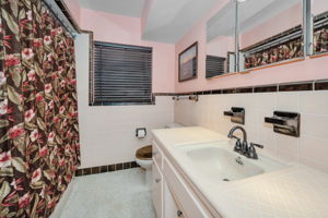 Bathroom1