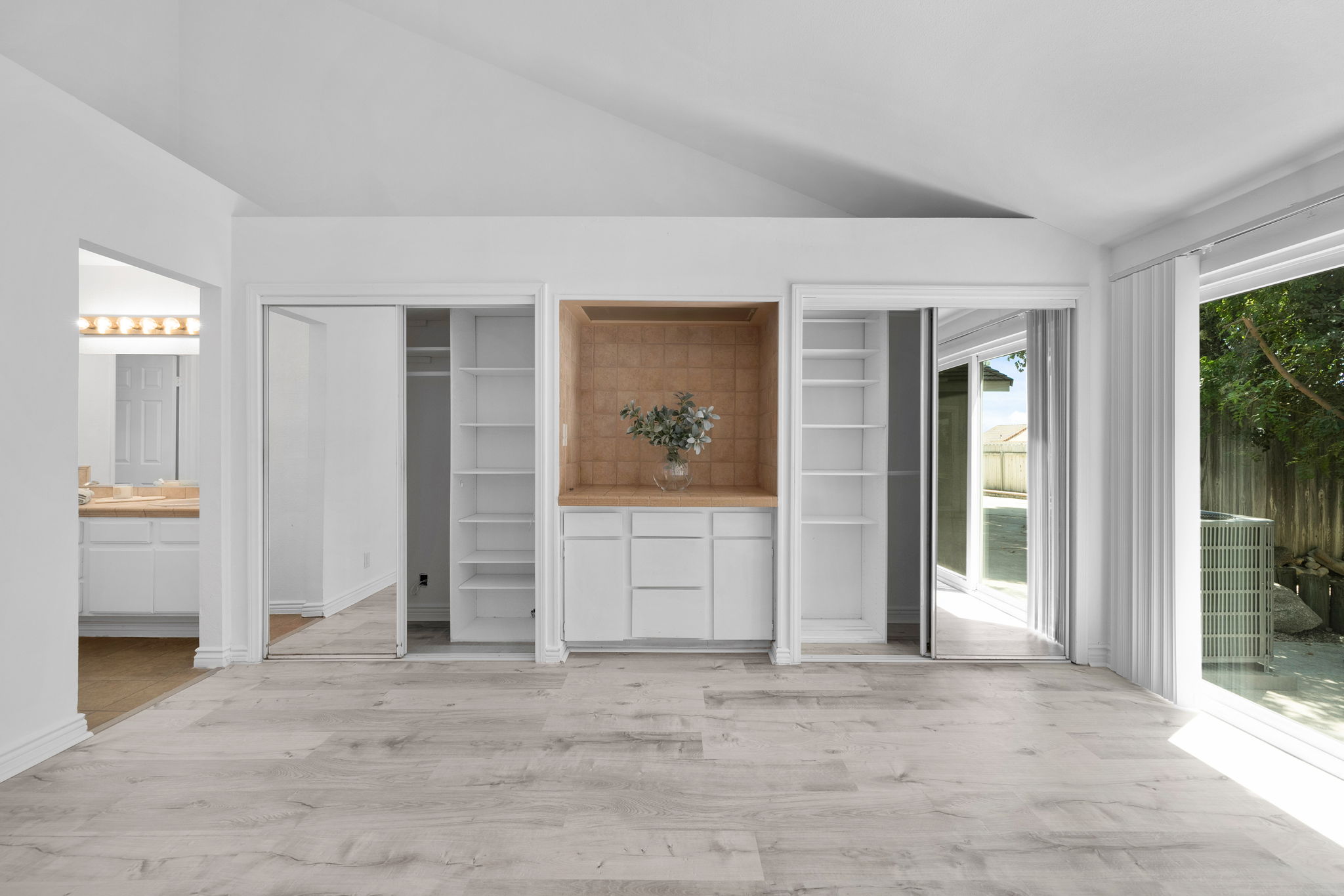 Additional Custom Closets