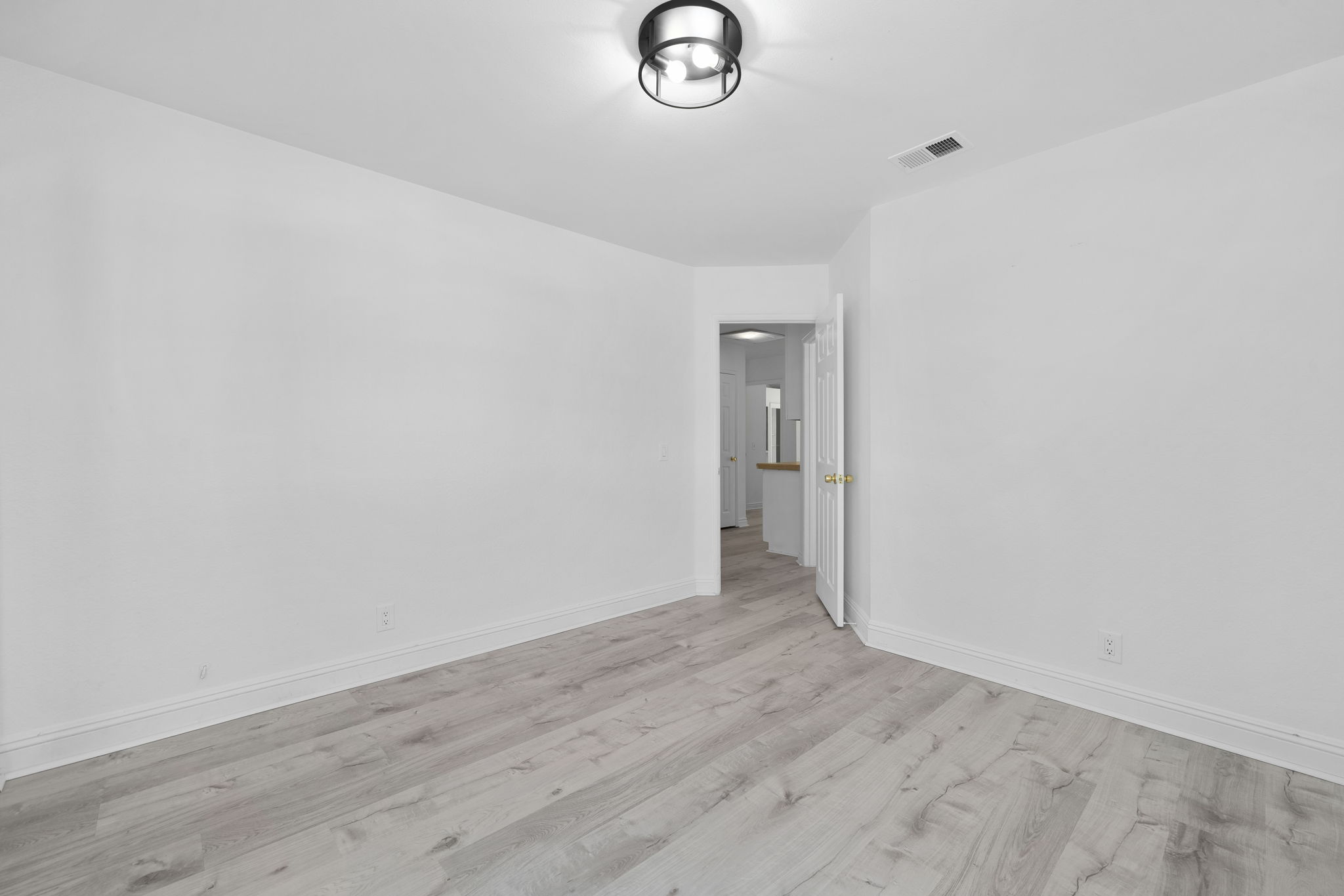 3rd Bedroom out toward Hallway