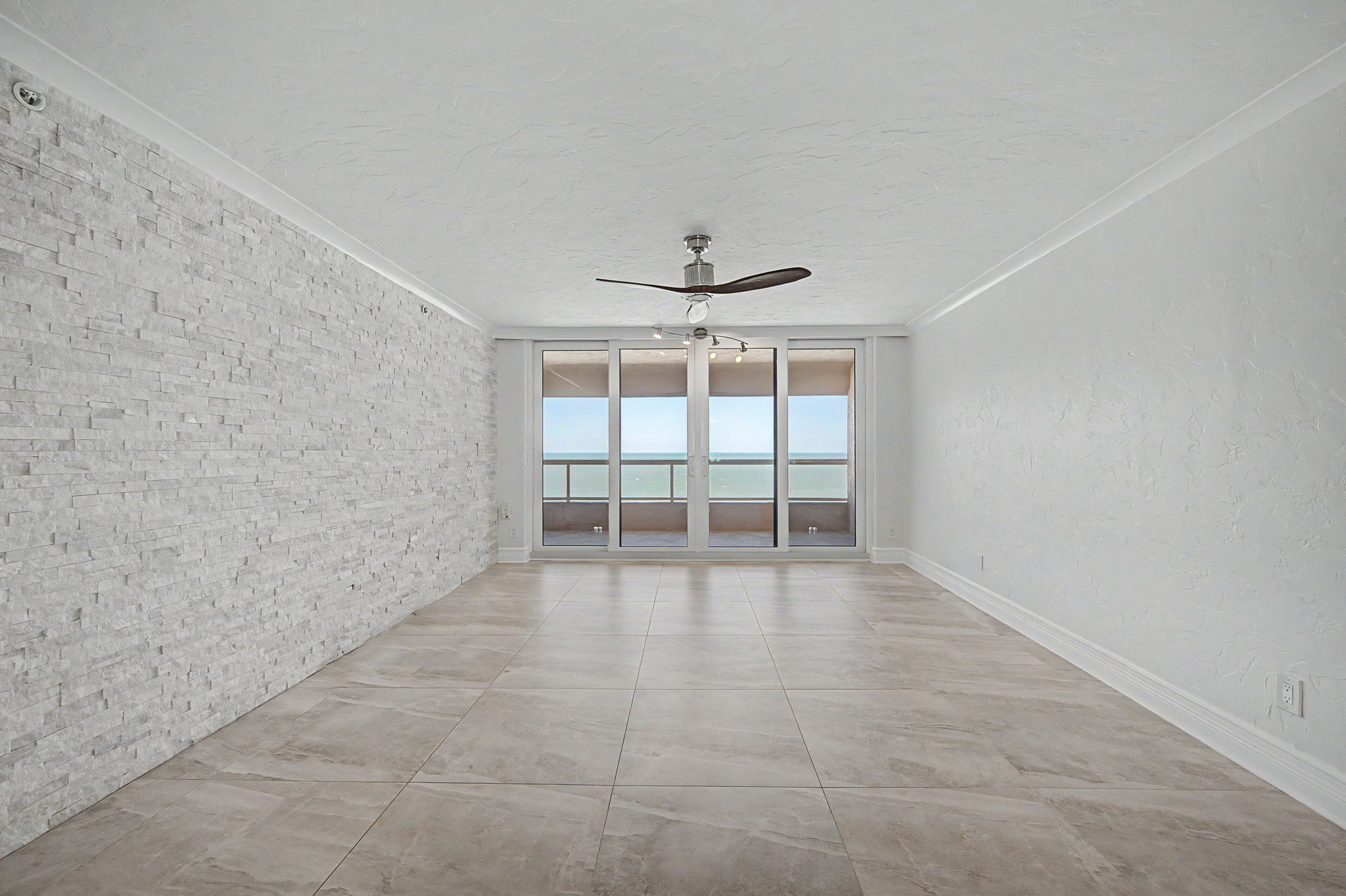 Living Room1-e