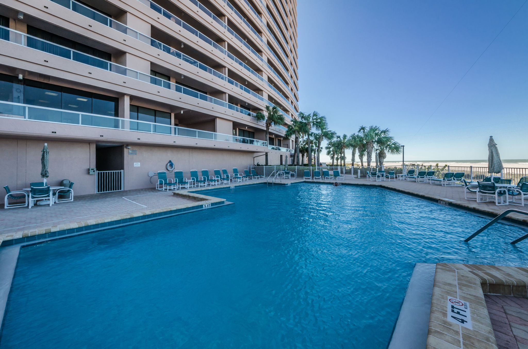 Crescent Beach Club Two Pool3