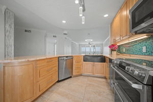 Kitchen11