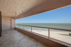 Living Room Balcony1