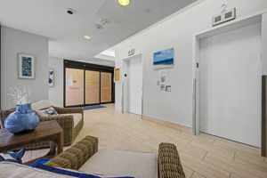 Lobby2