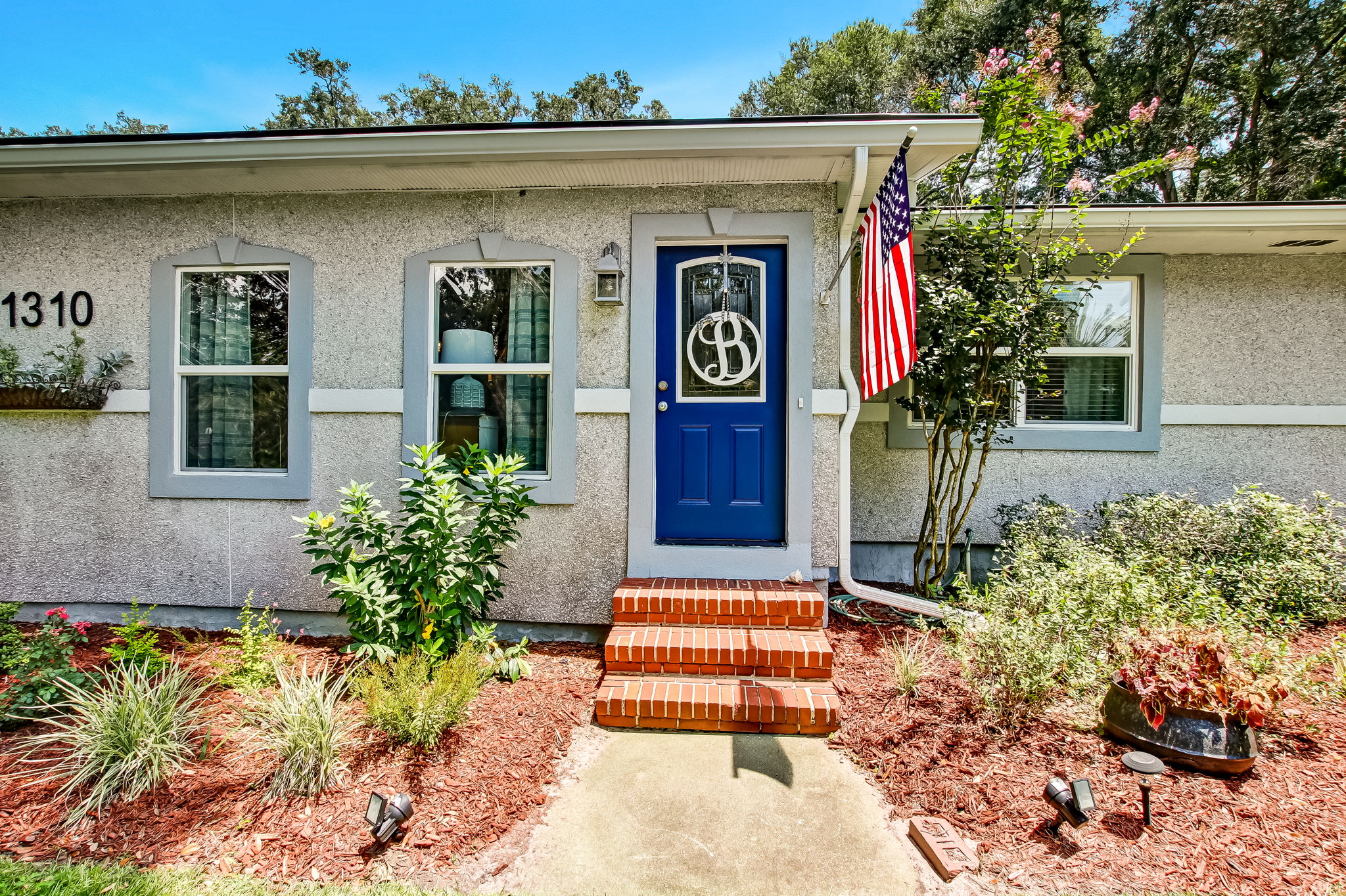 Front Entry Detail