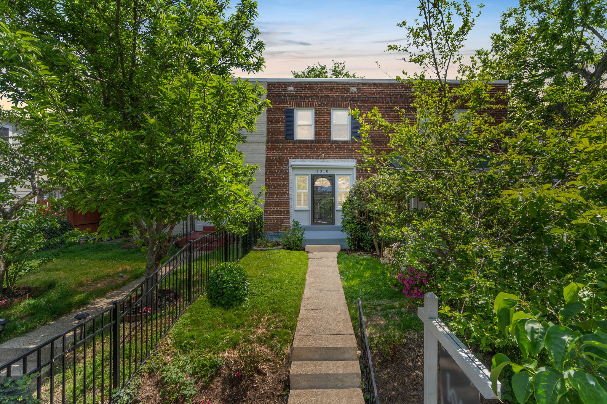1310 Pendleton St, Alexandria, VA 22314, USA Photo 3