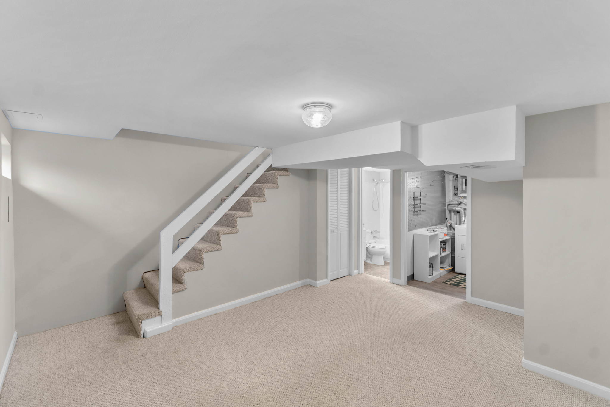 1310 Pendleton St, Alexandria, VA 22314, USA Photo 29