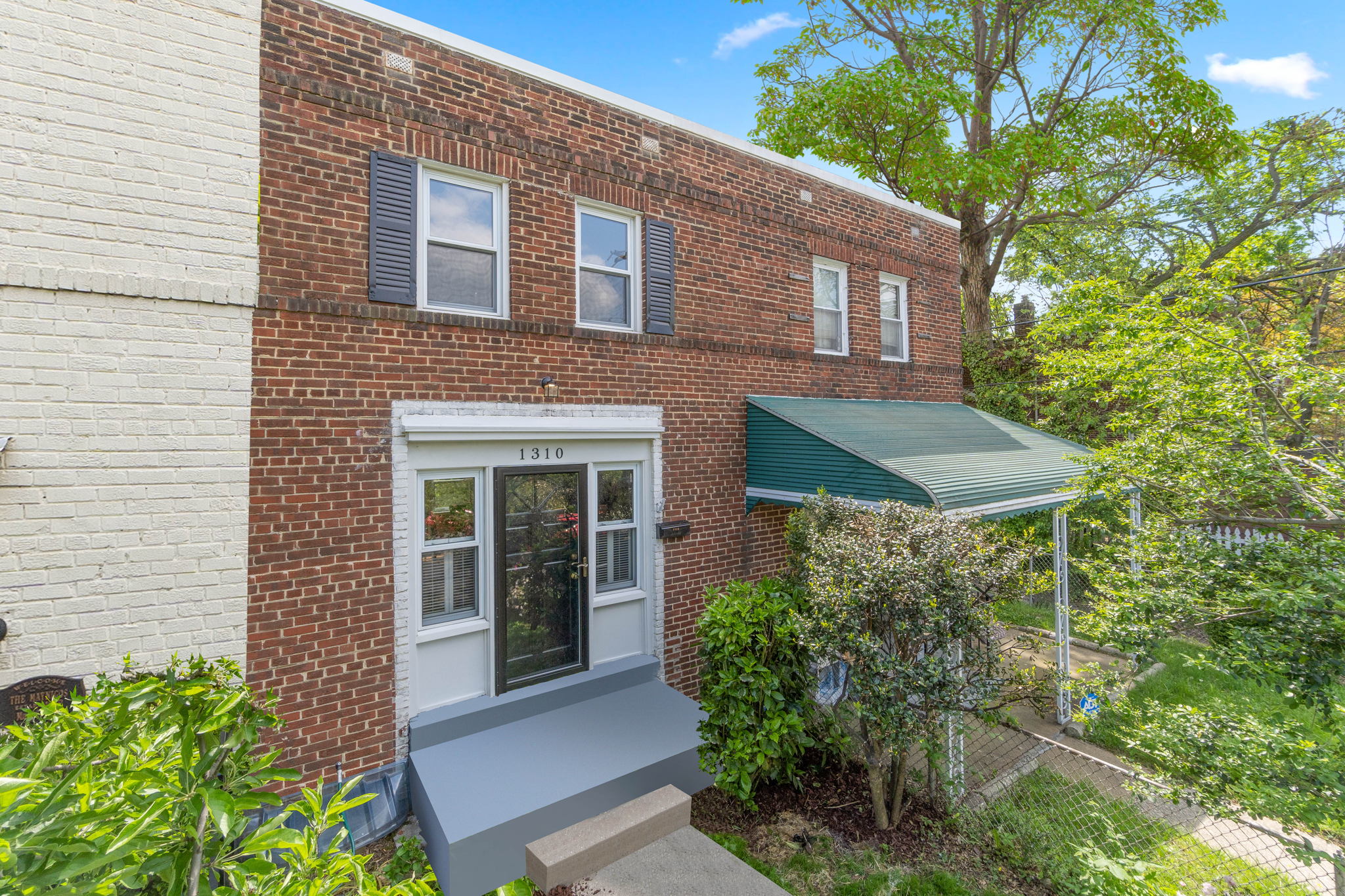 1310 Pendleton St, Alexandria, VA 22314, USA Photo 4