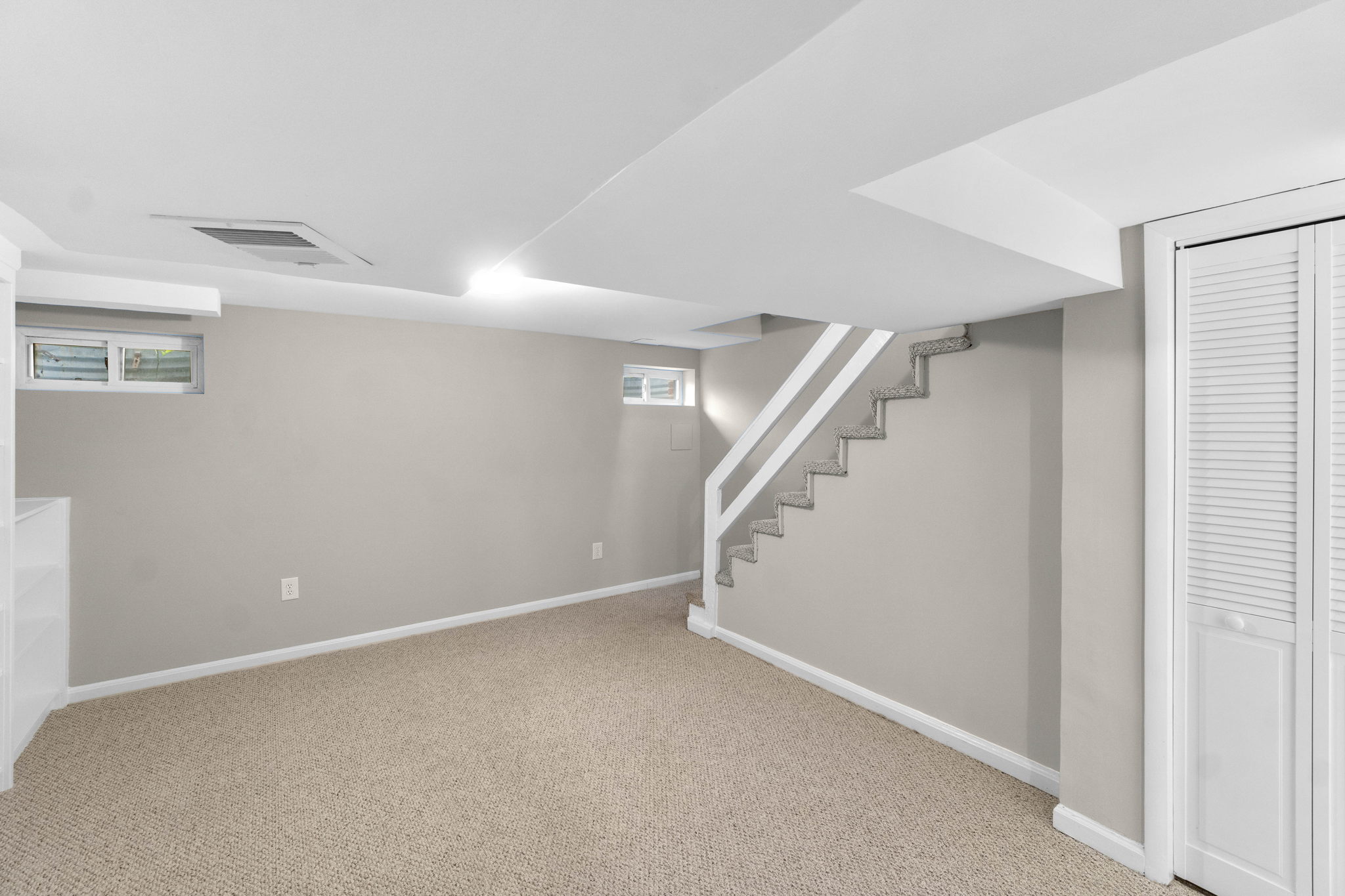 1310 Pendleton St, Alexandria, VA 22314, USA Photo 30