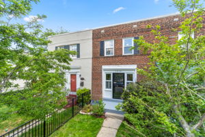 1310 Pendleton St, Alexandria, VA 22314, USA Photo 4